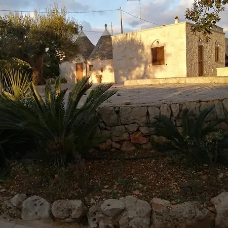 Trulli Dell'aia *