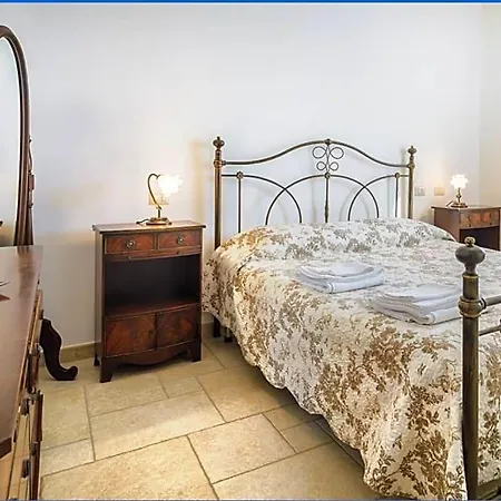 Trulli Dell'aia 3* Alberobello