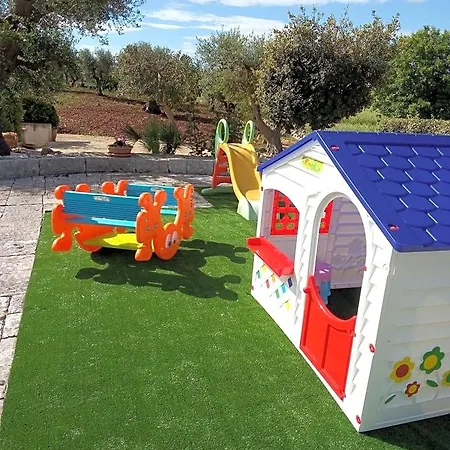 Couette-café Trulli Dell'aia 3*